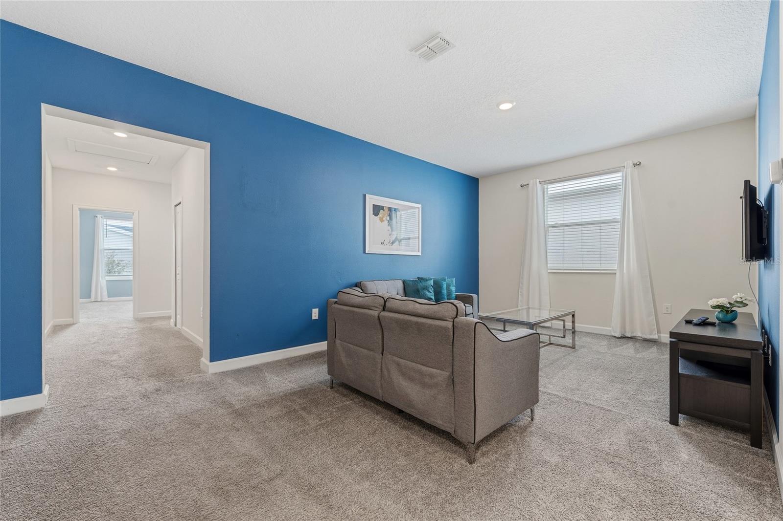 8986 CABOT CLIFFS DR
