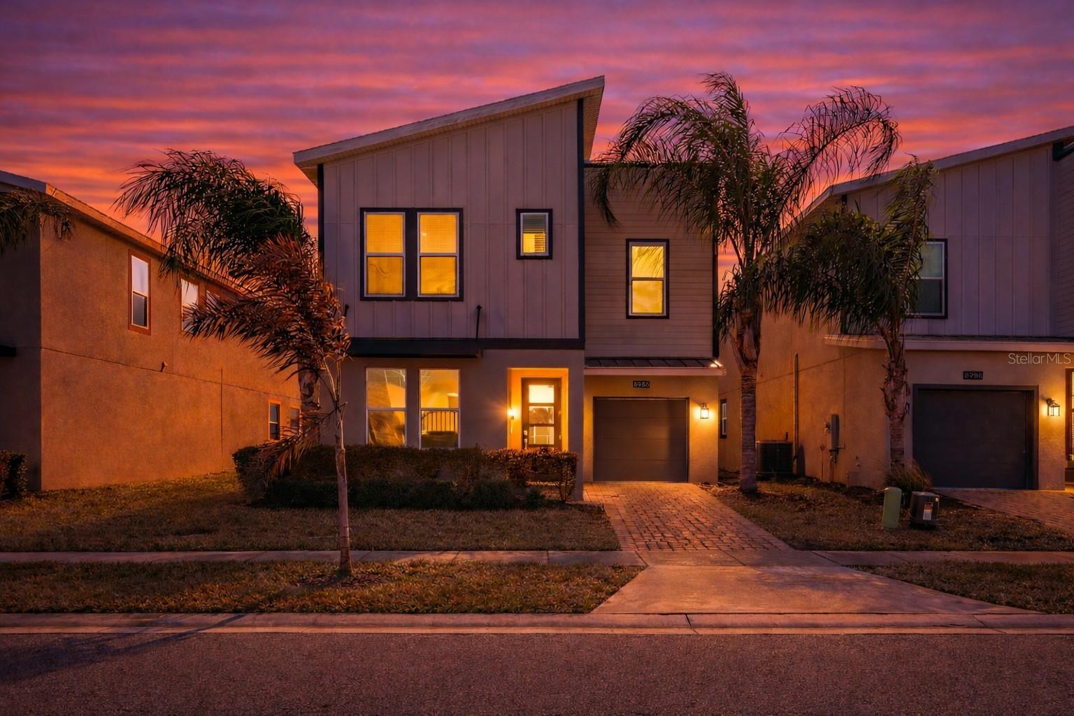 8986 CABOT CLIFFS DR