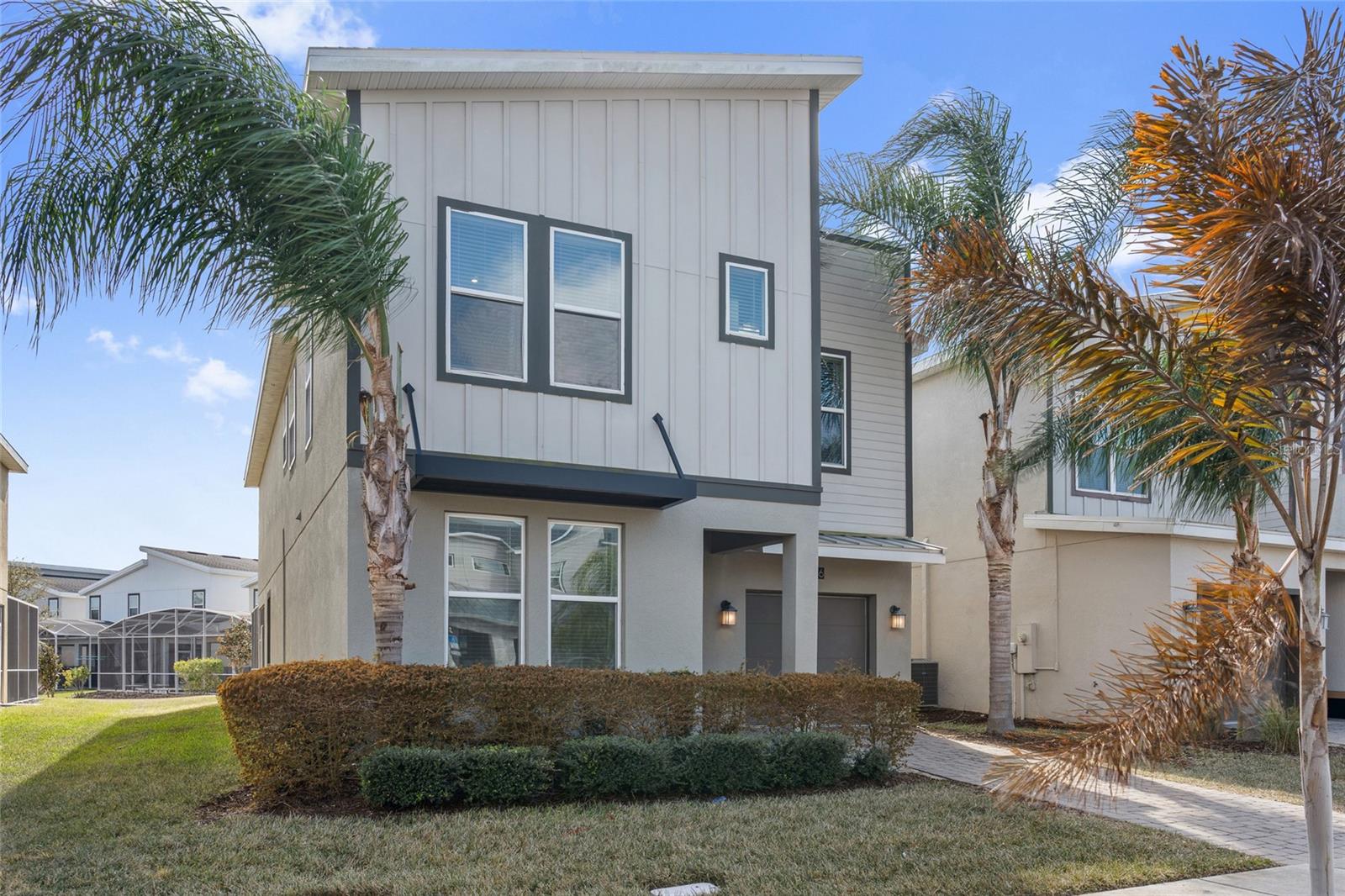 8986 CABOT CLIFFS DR