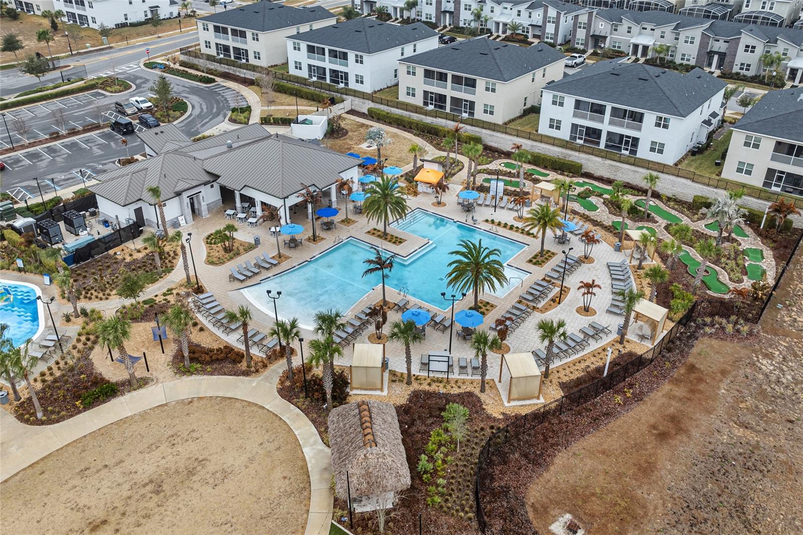 8986 CABOT CLIFFS DR