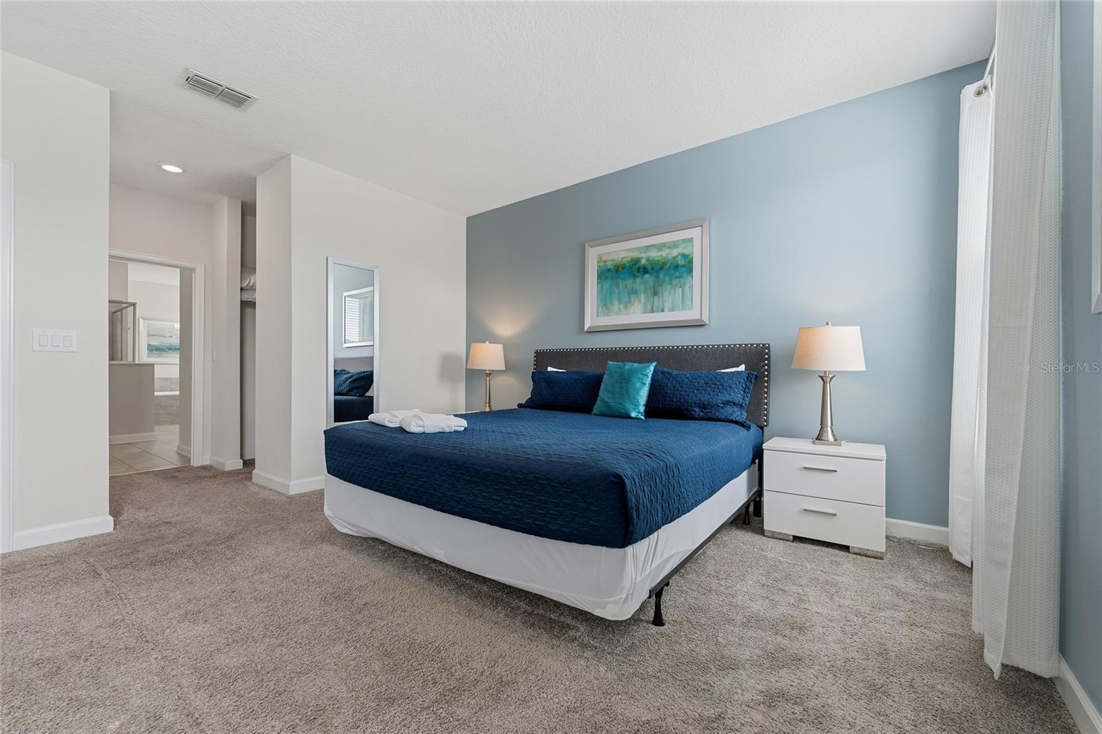 8986 CABOT CLIFFS DR