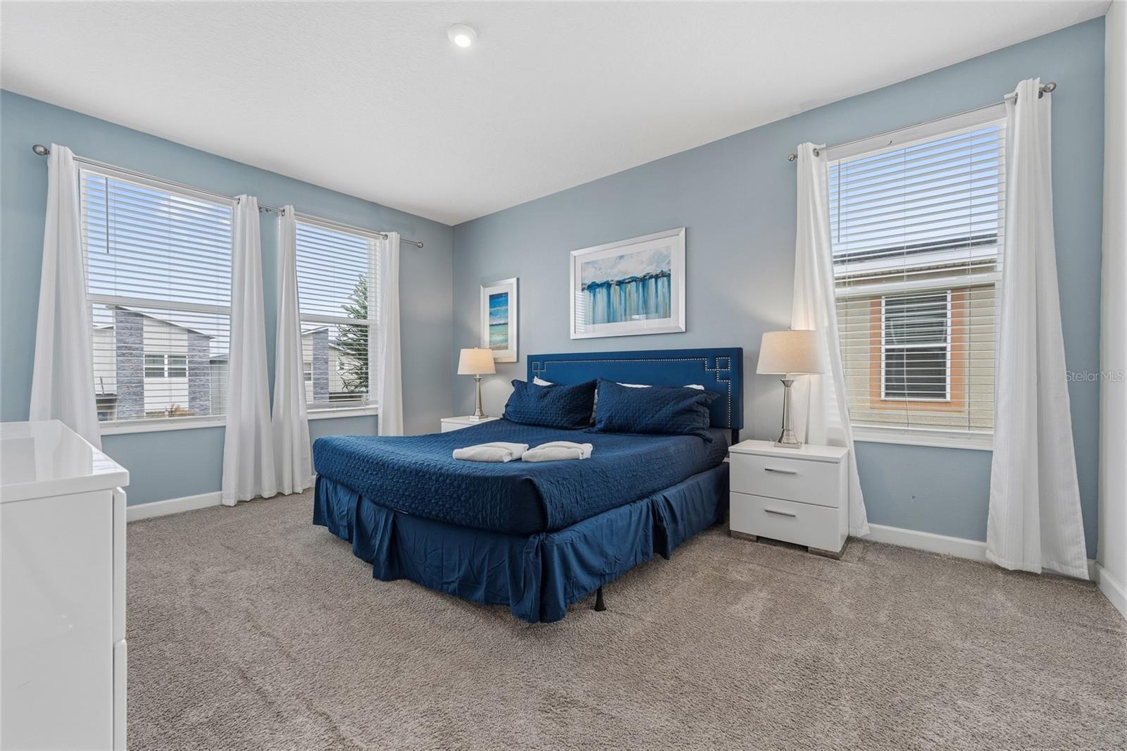 8986 CABOT CLIFFS DR