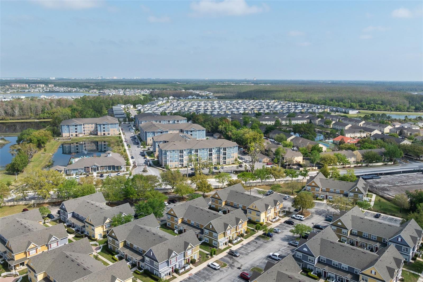 4561 YELLOWGOLD RD E #103