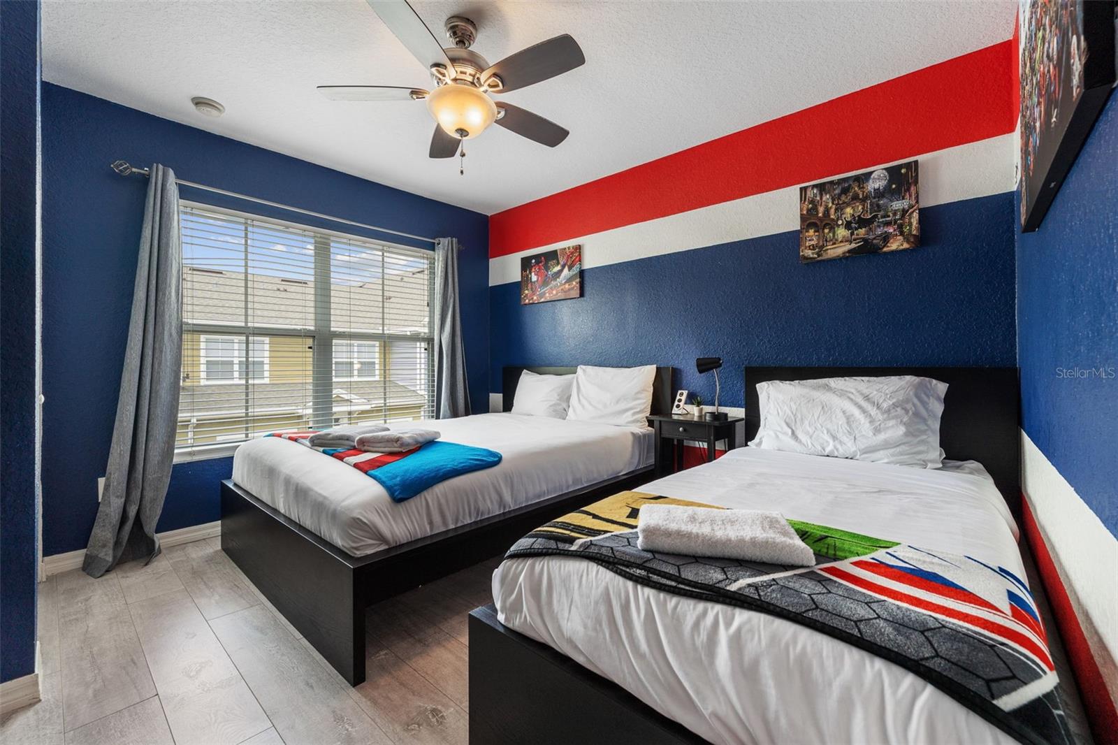 4561 YELLOWGOLD RD E #103
