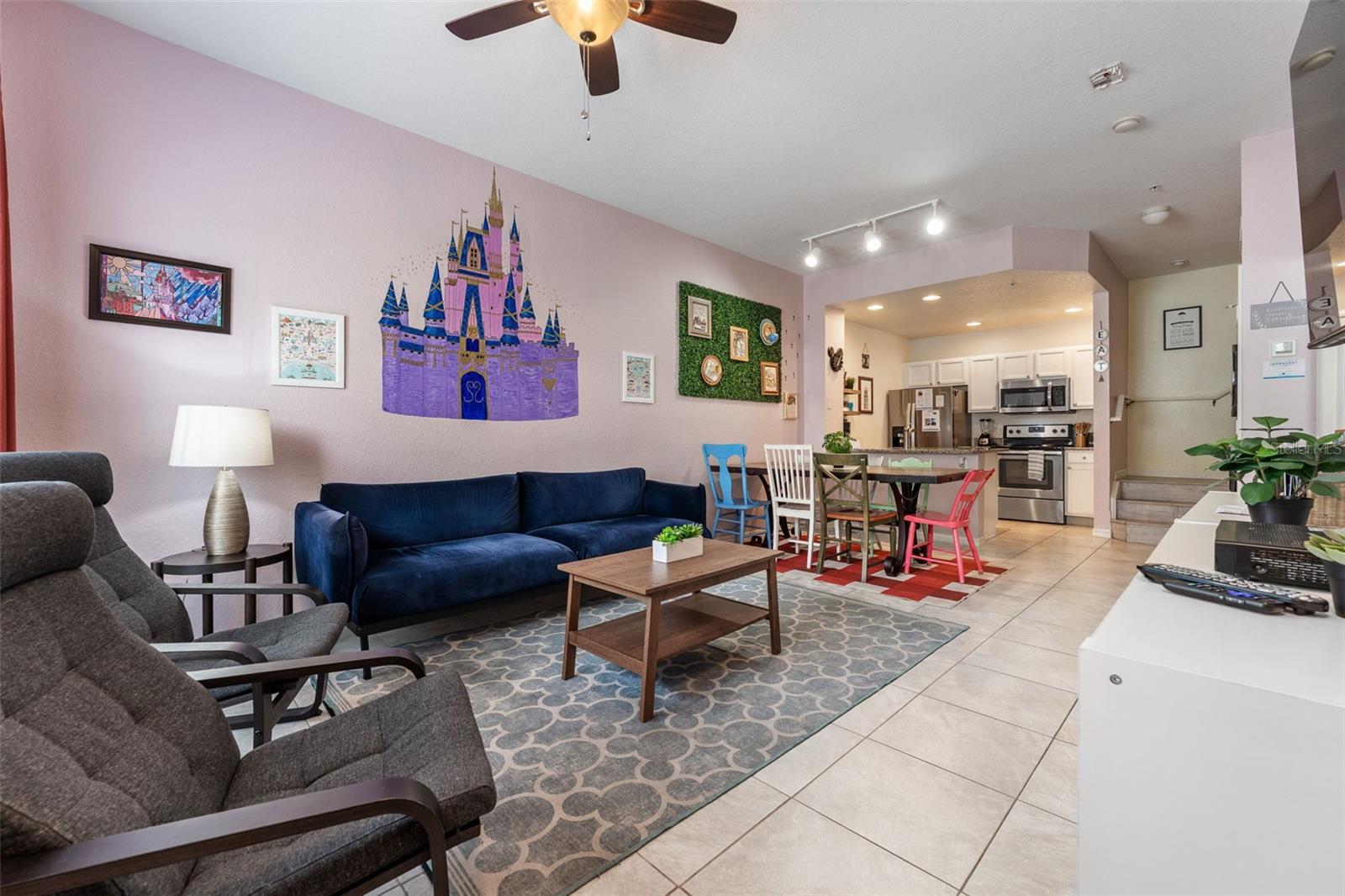 4561 YELLOWGOLD RD E #103