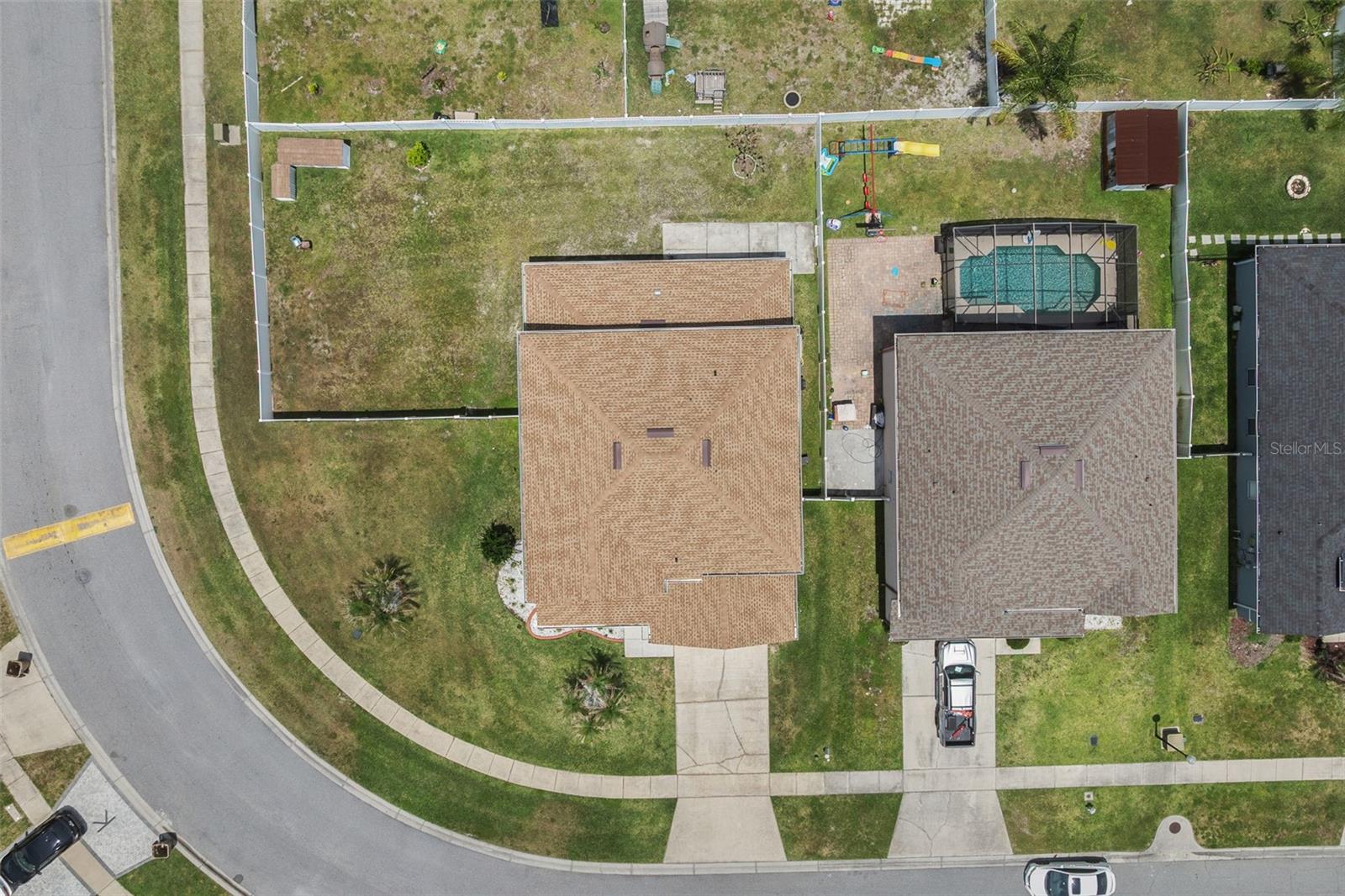 831 NEPTUNE POINTE LN
