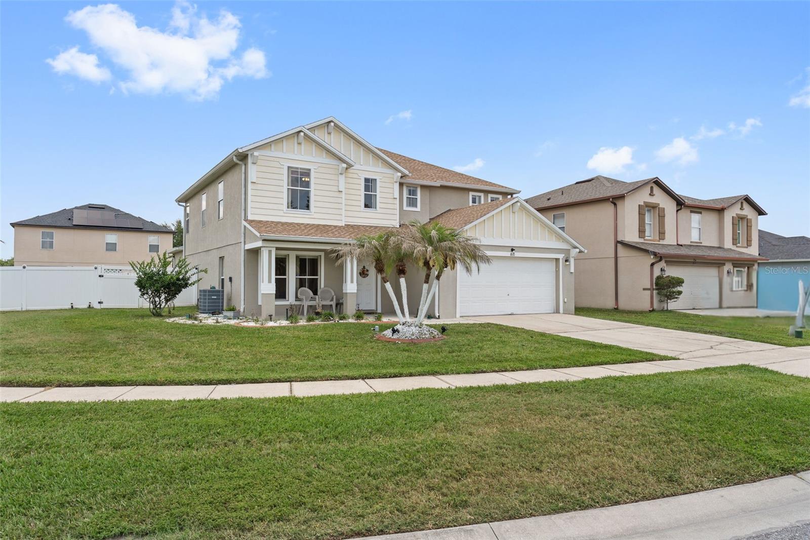 831 NEPTUNE POINTE LN