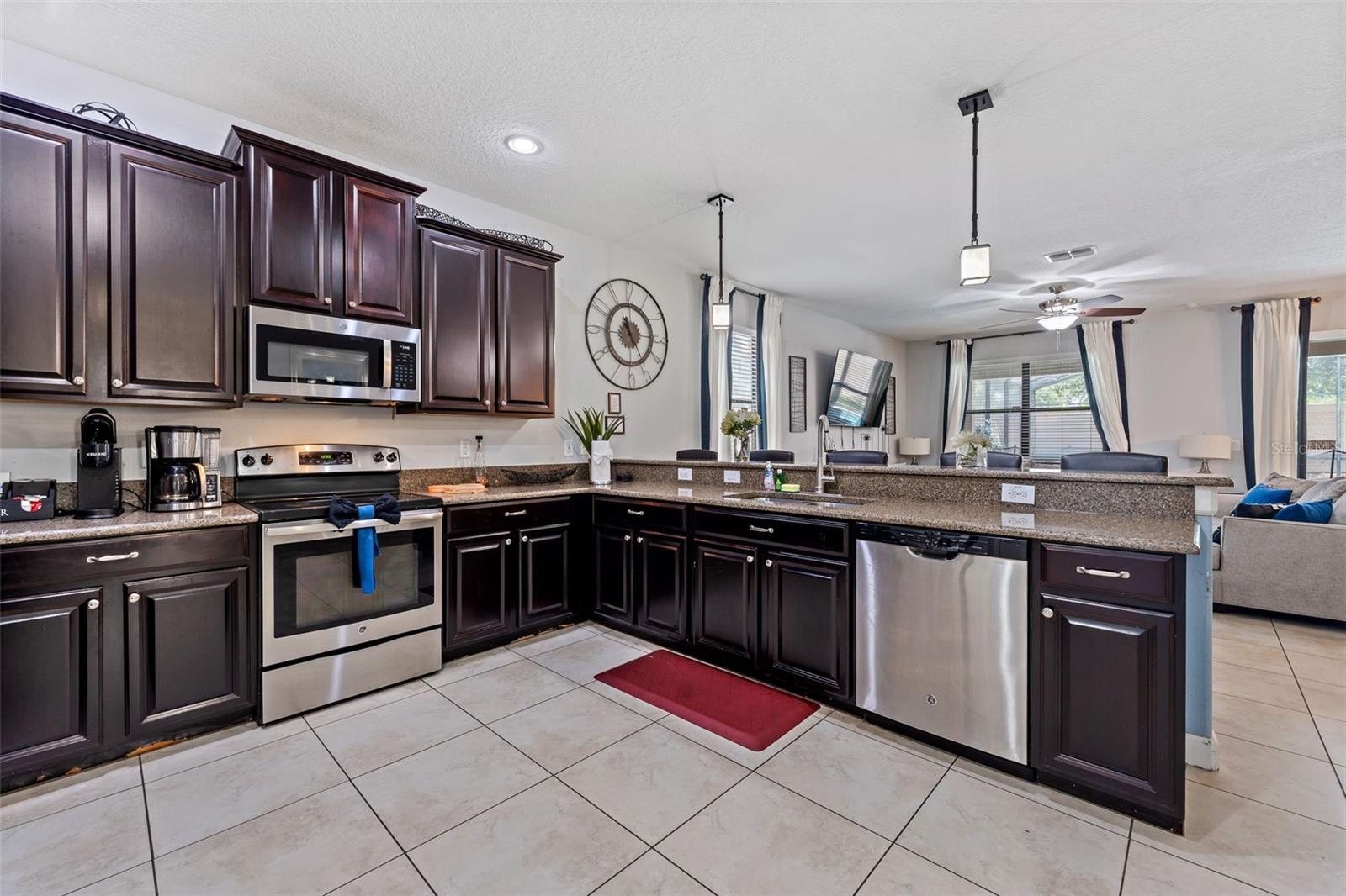 1530 MOON VALLEY DR