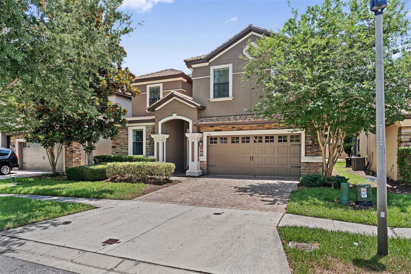 1530 MOON VALLEY DR