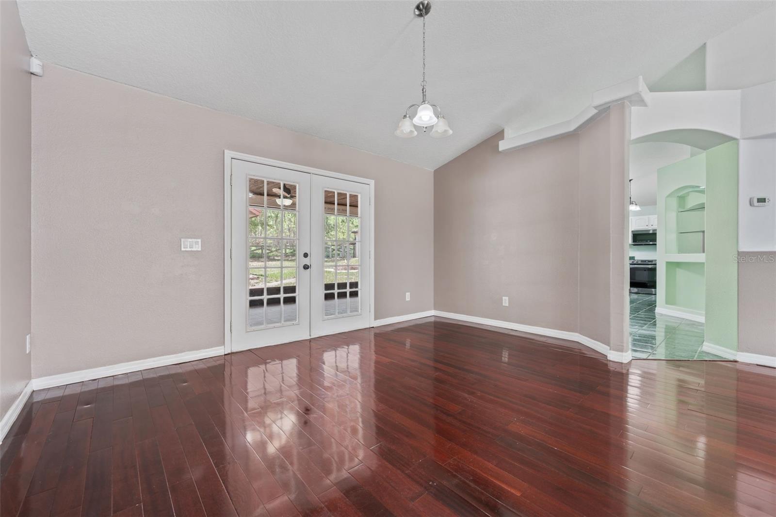 25335 MARDON CIR