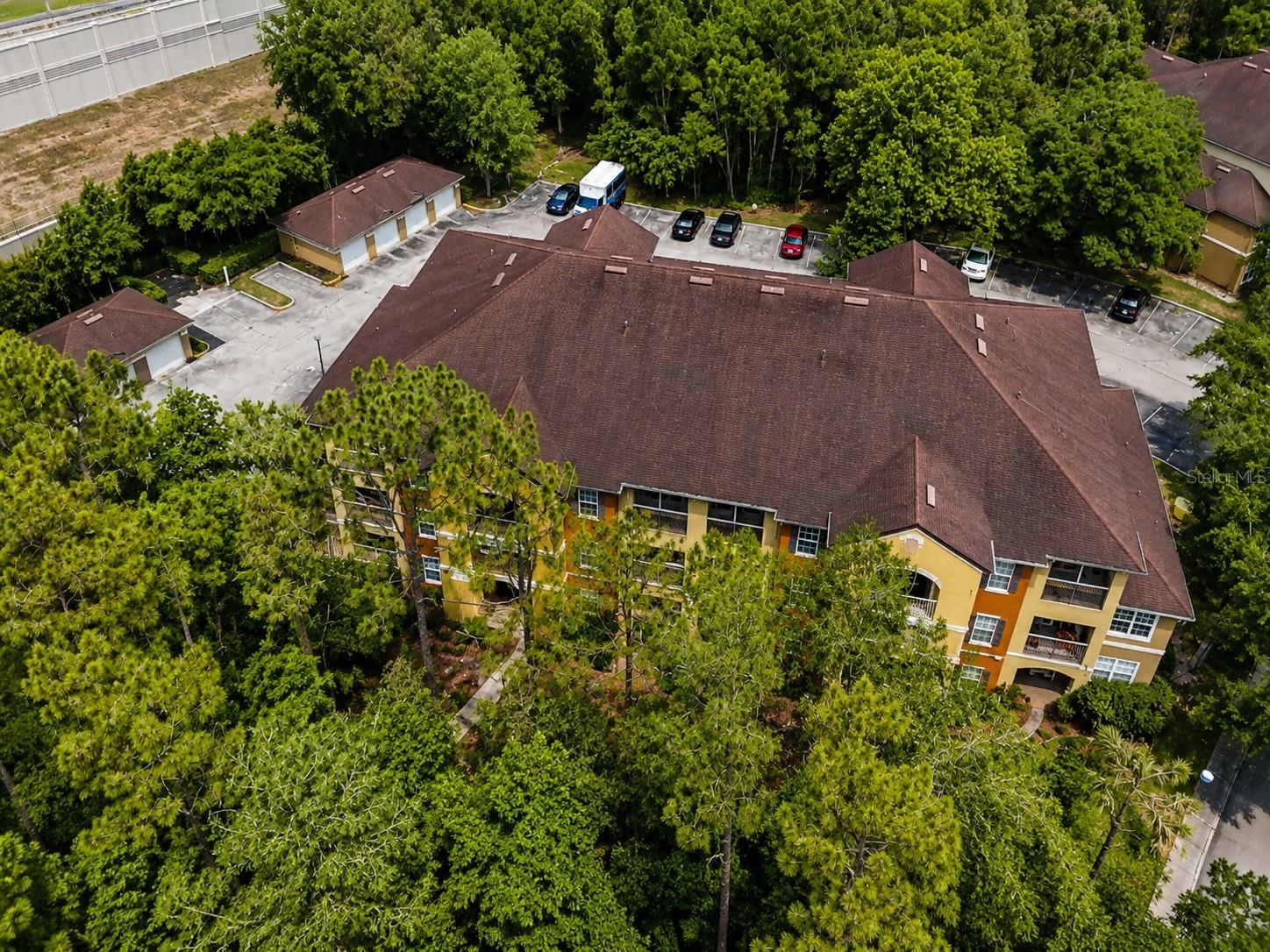 802 CREST PINES DR #836