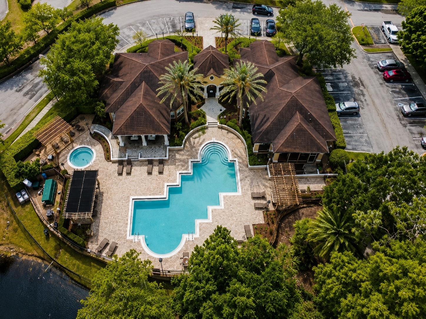 802 CREST PINES DR #836
