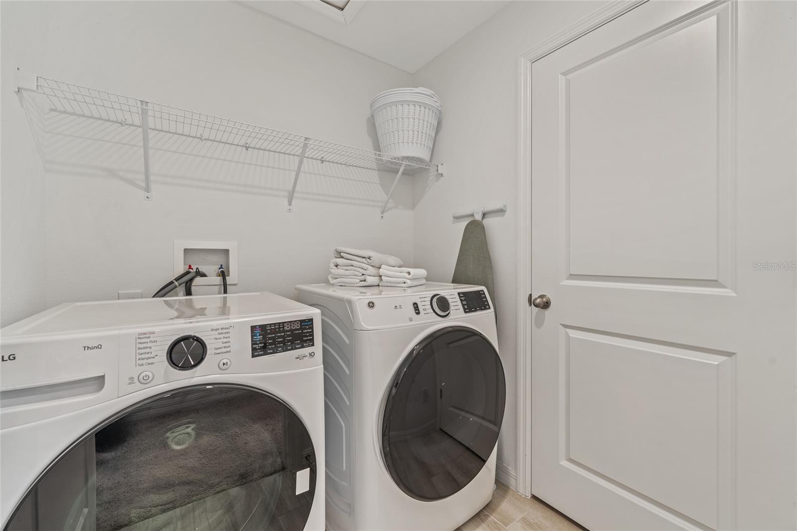 1621 SANIBEL DR