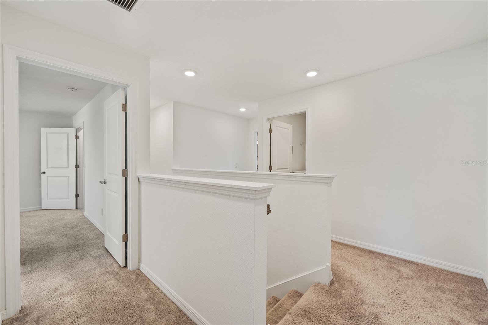 1621 SANIBEL DR