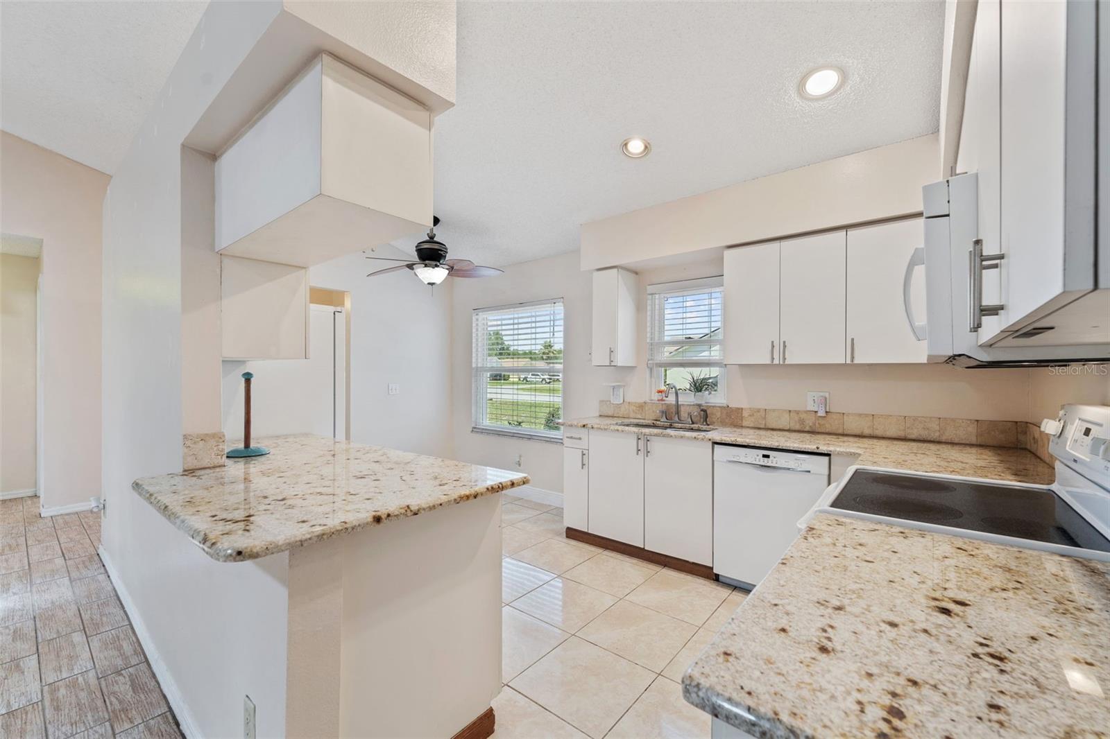 322 WINDWARD WAY