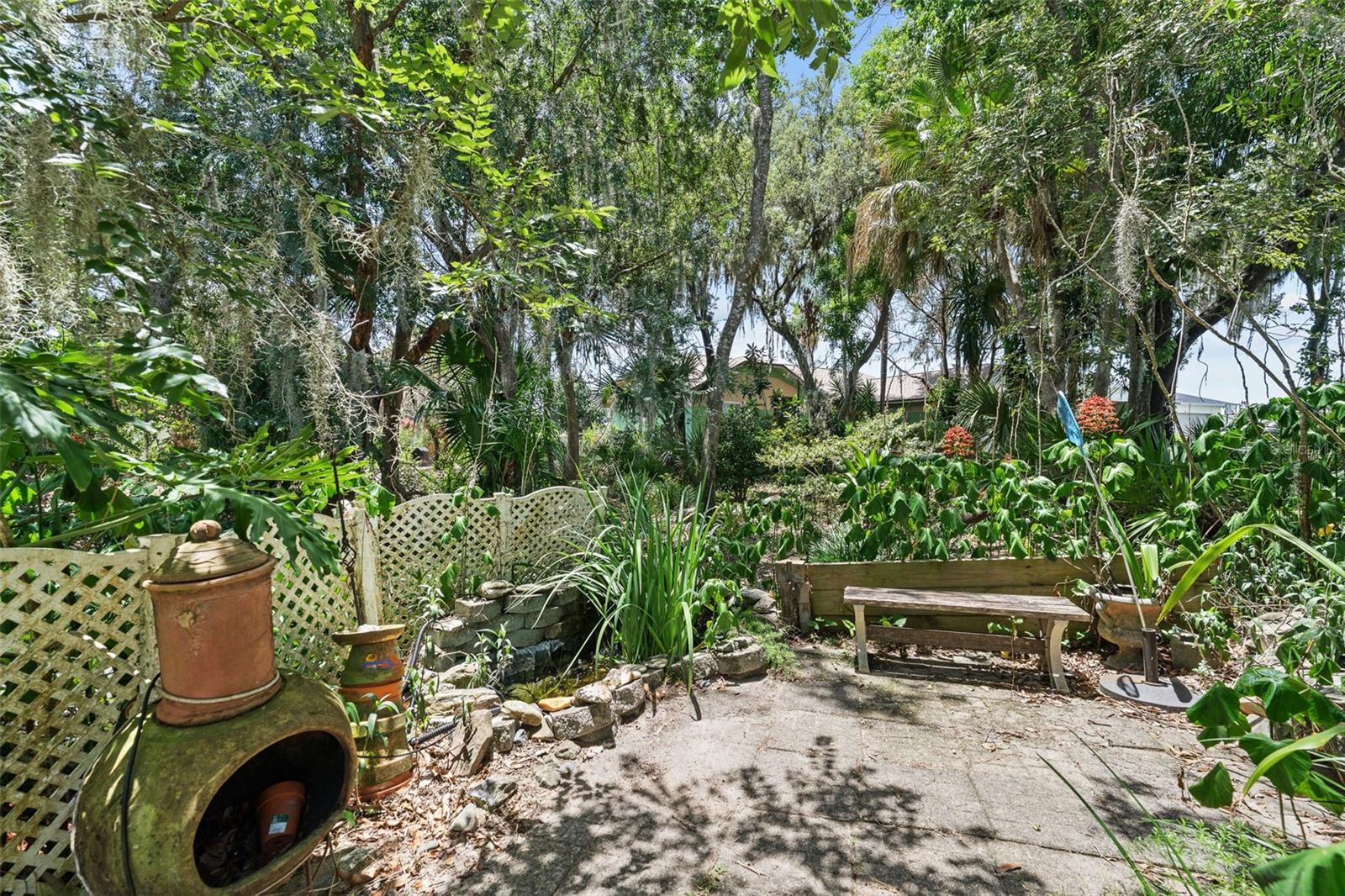 322 WINDWARD WAY