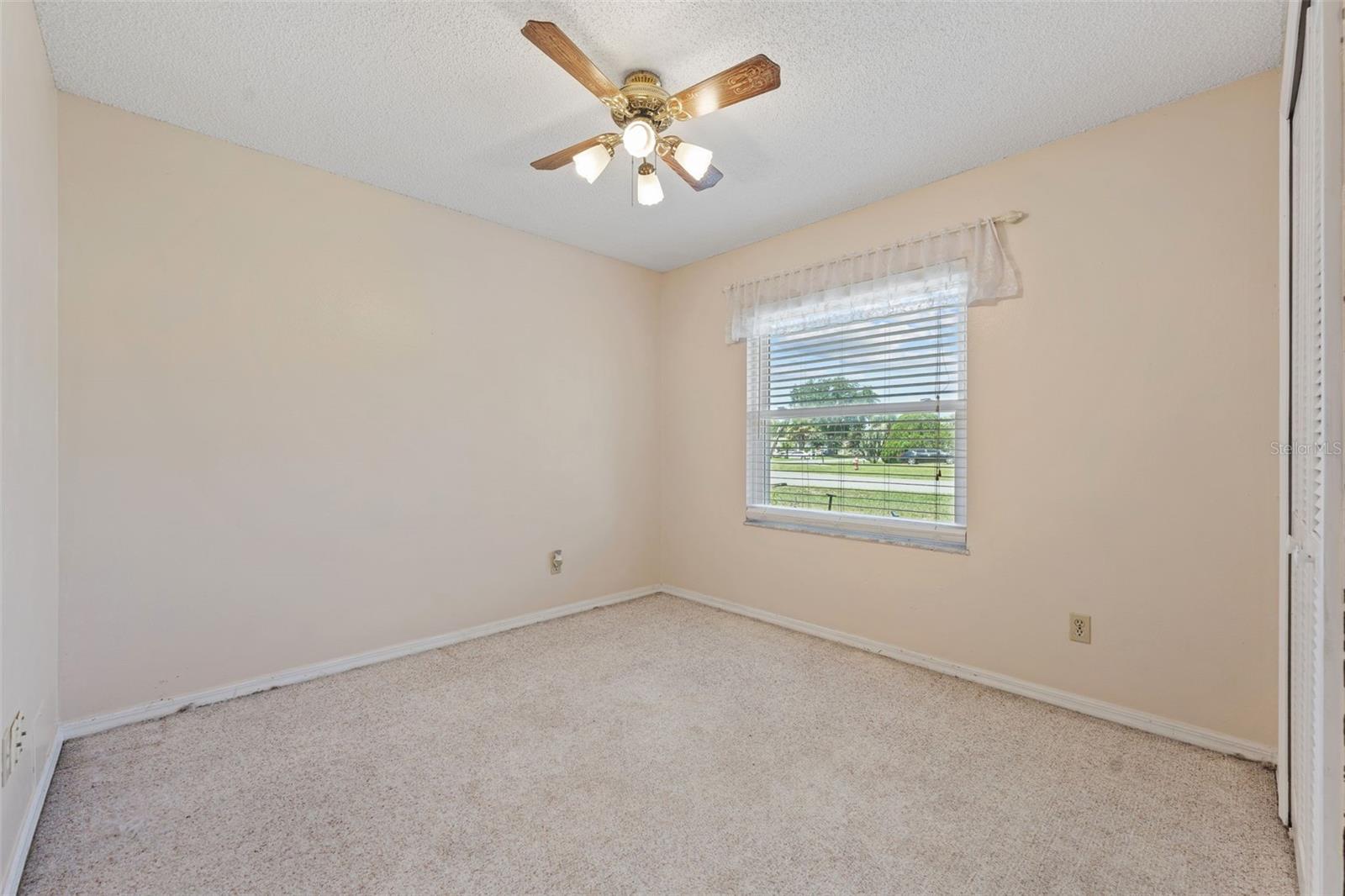 322 WINDWARD WAY
