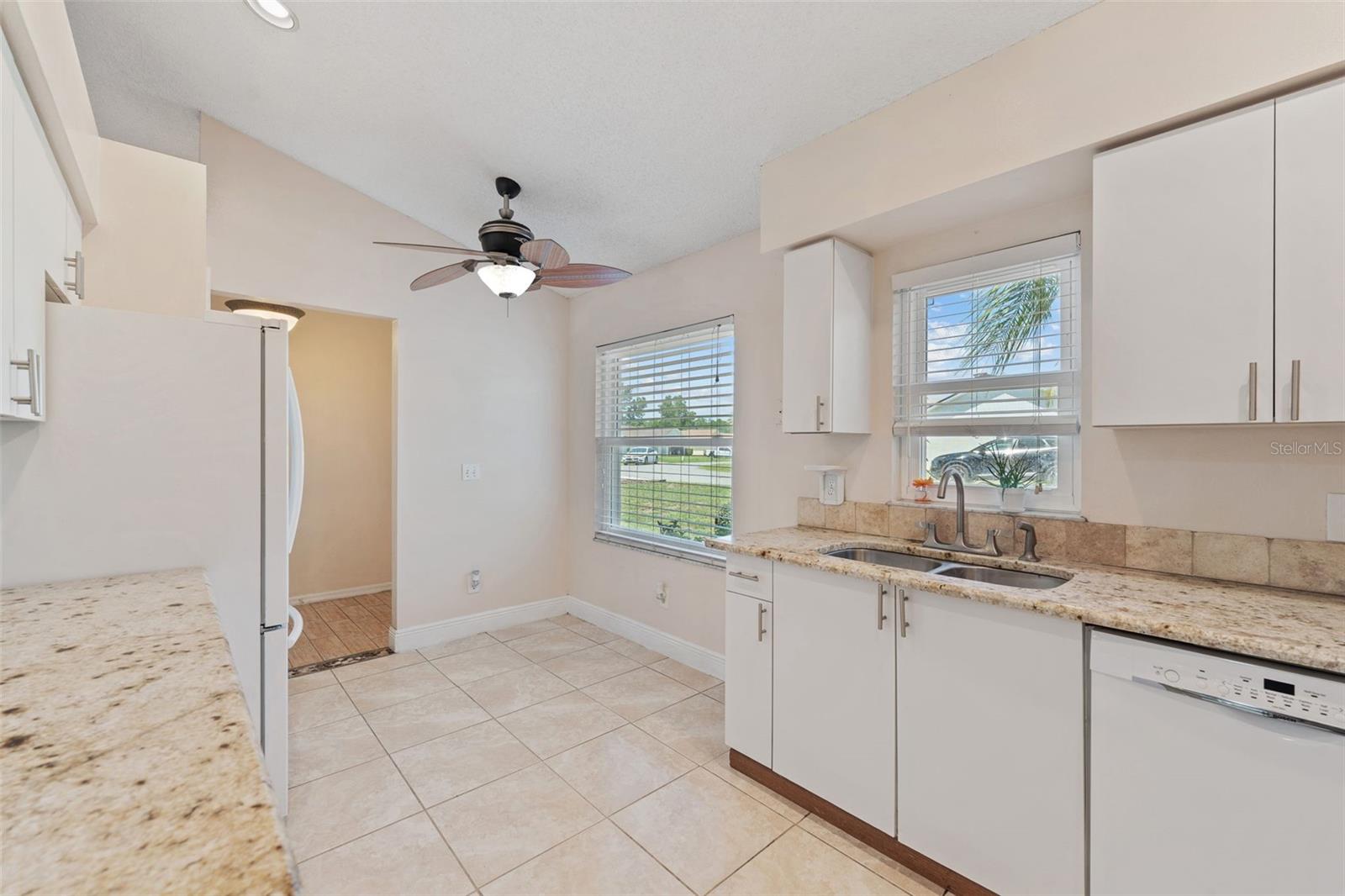 322 WINDWARD WAY