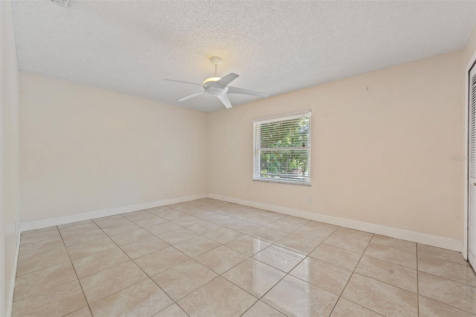 322 WINDWARD WAY