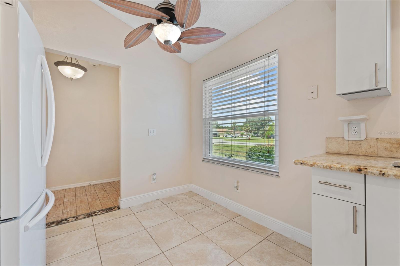 322 WINDWARD WAY