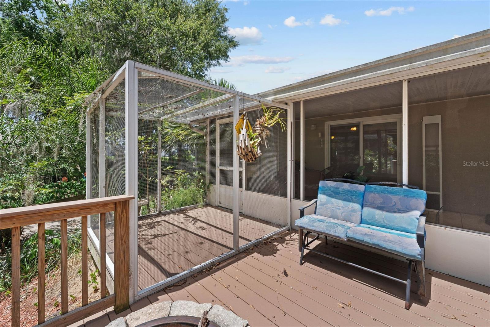 322 WINDWARD WAY