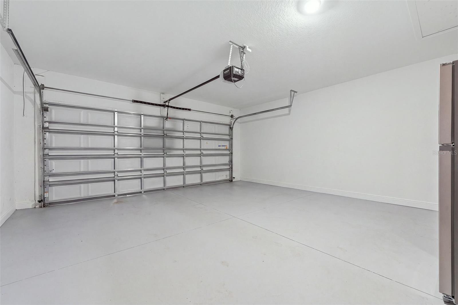 412 ADAMS ALE PL