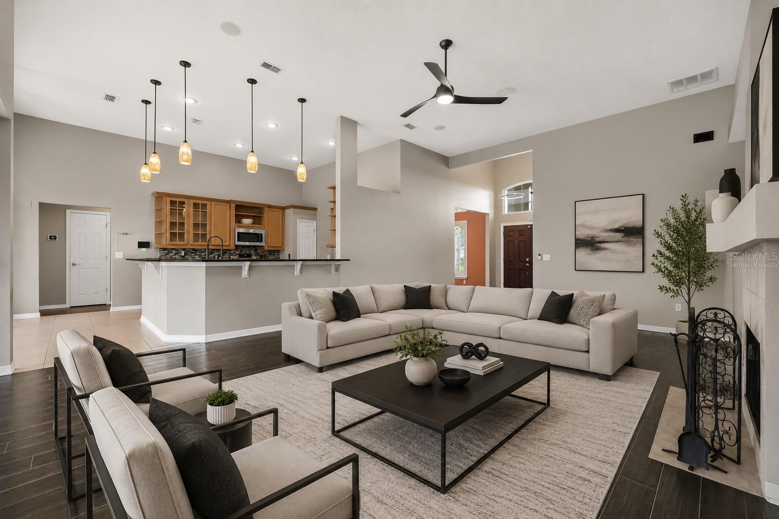 8071 CANYON LAKE CIR
