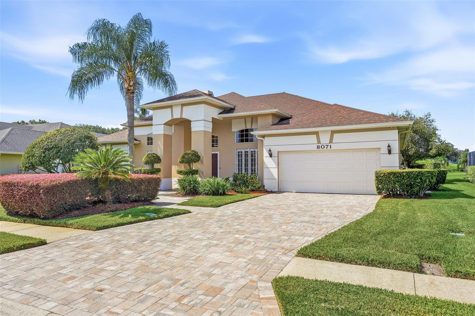 8071 CANYON LAKE CIR
