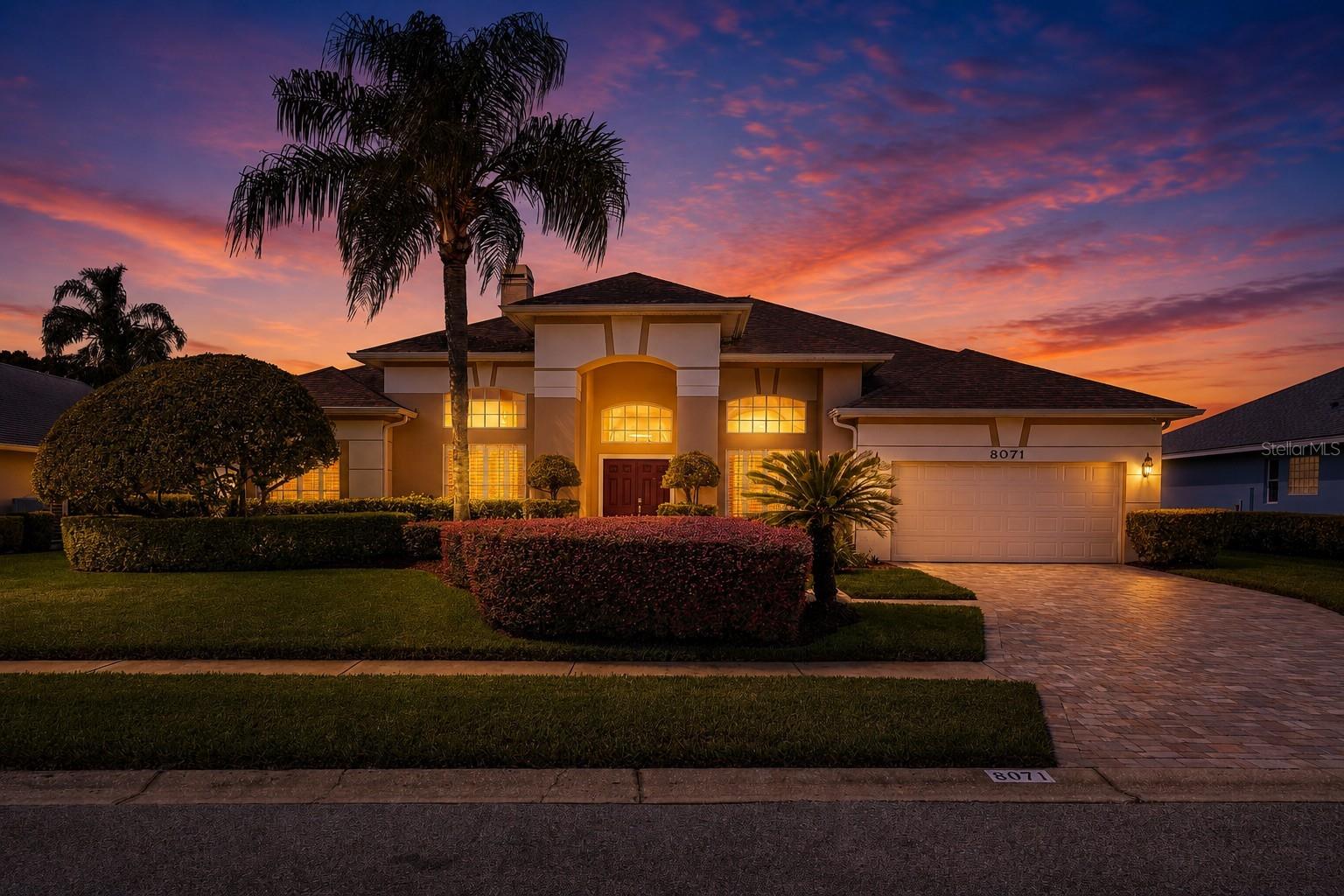 8071 CANYON LAKE CIR