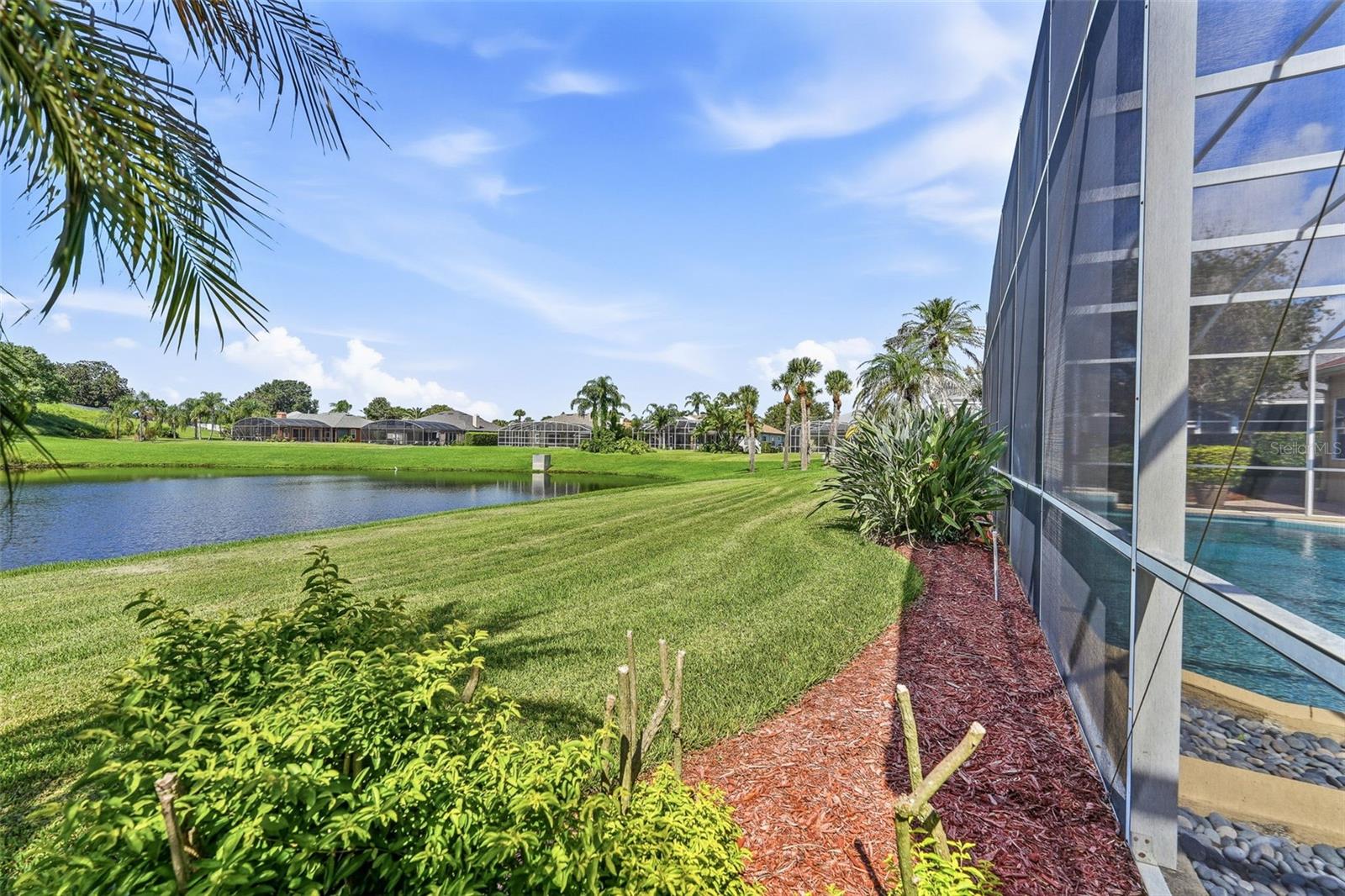 8071 CANYON LAKE CIR