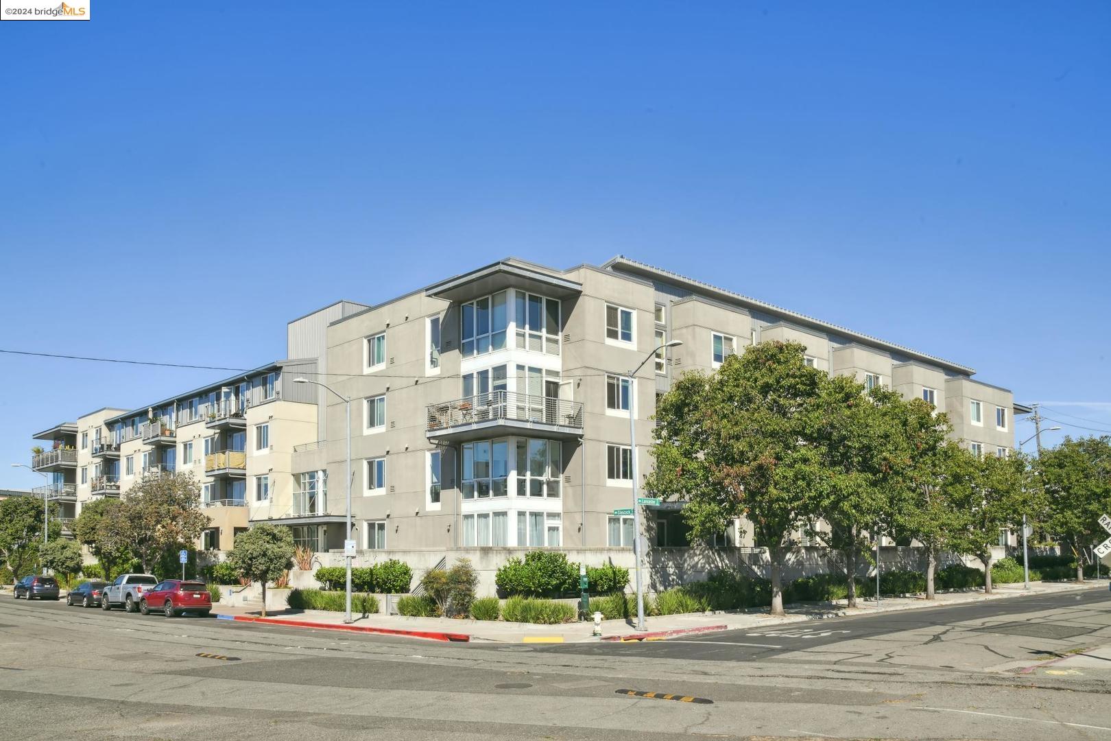 3090 Glascock ST # 309