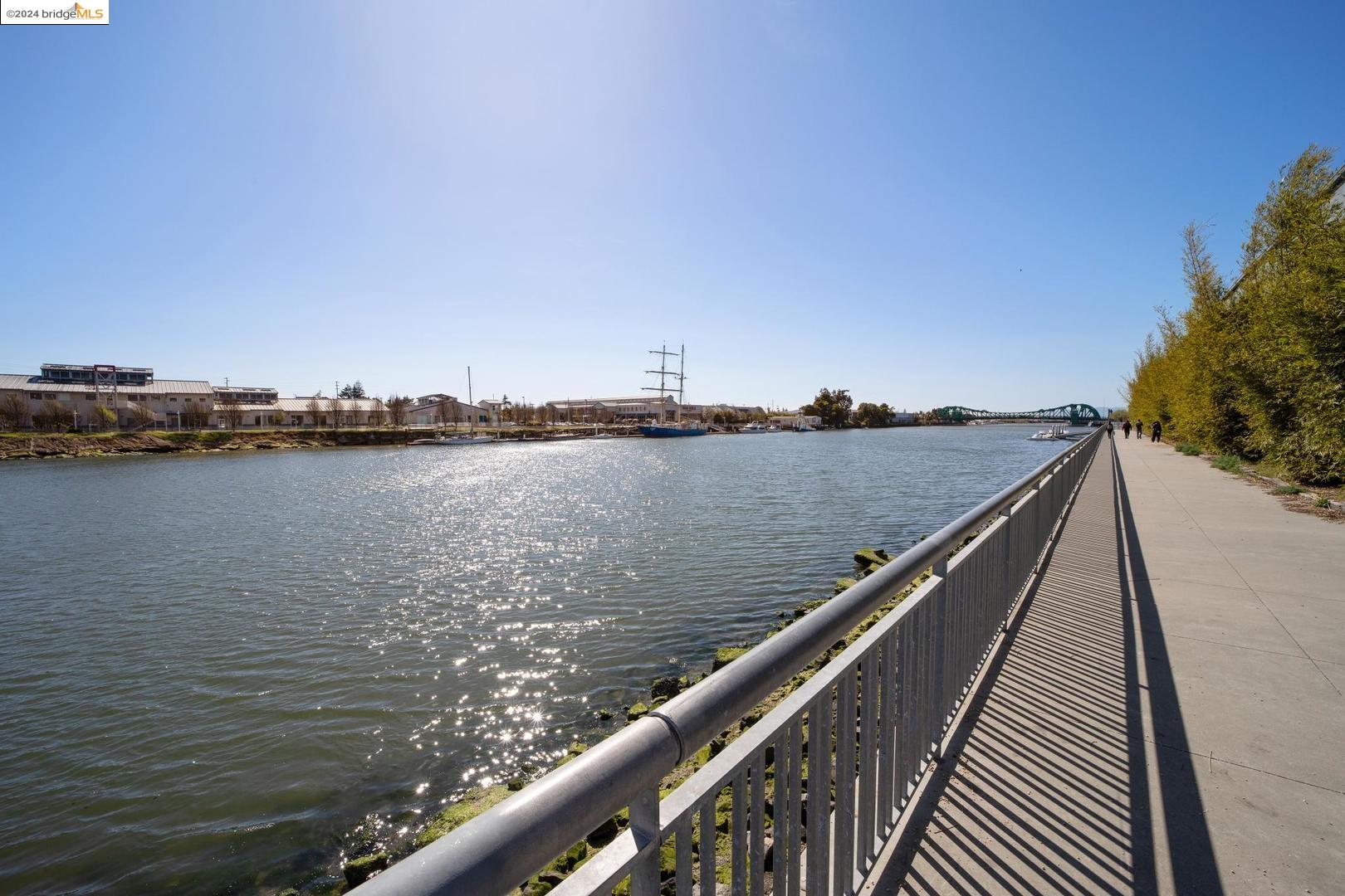 3090 Glascock ST # 309