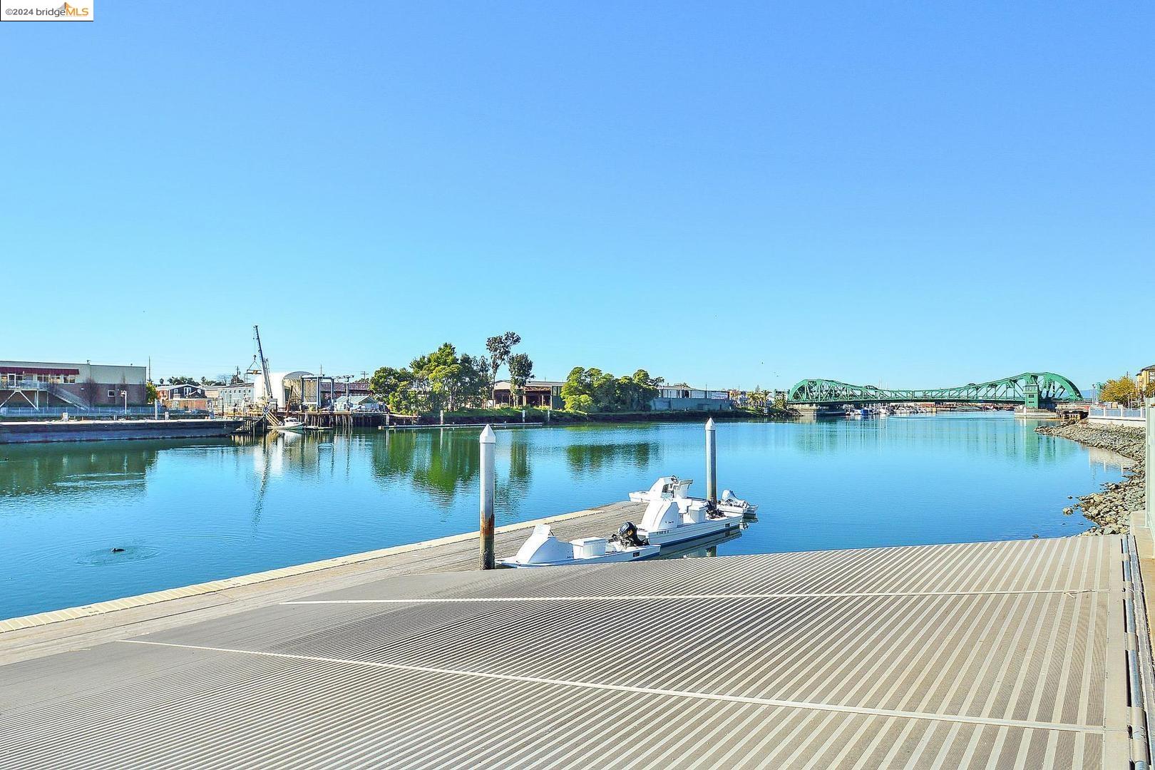 3090 Glascock ST # 309