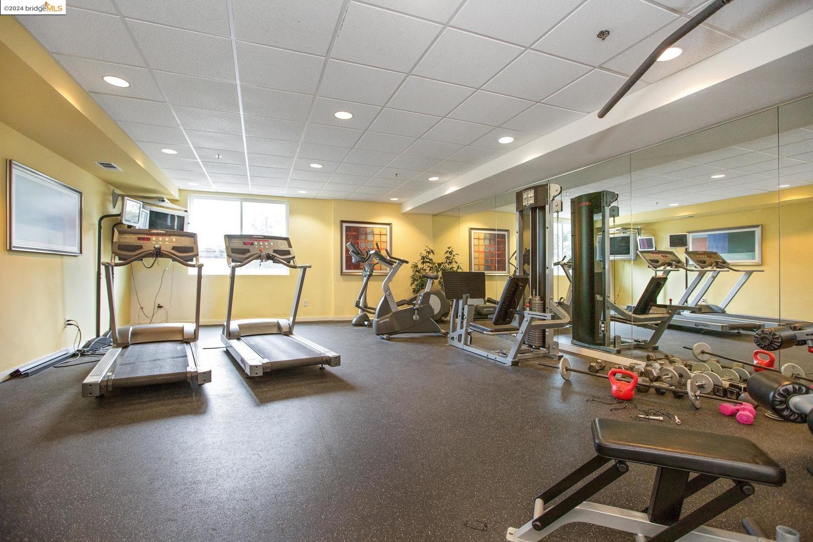 3090 Glascock ST # 309