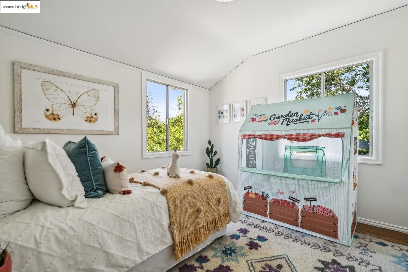 671 San Gabriel AVE