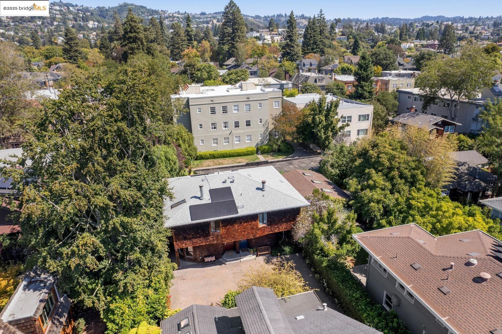 6492 Benvenue AVE # B