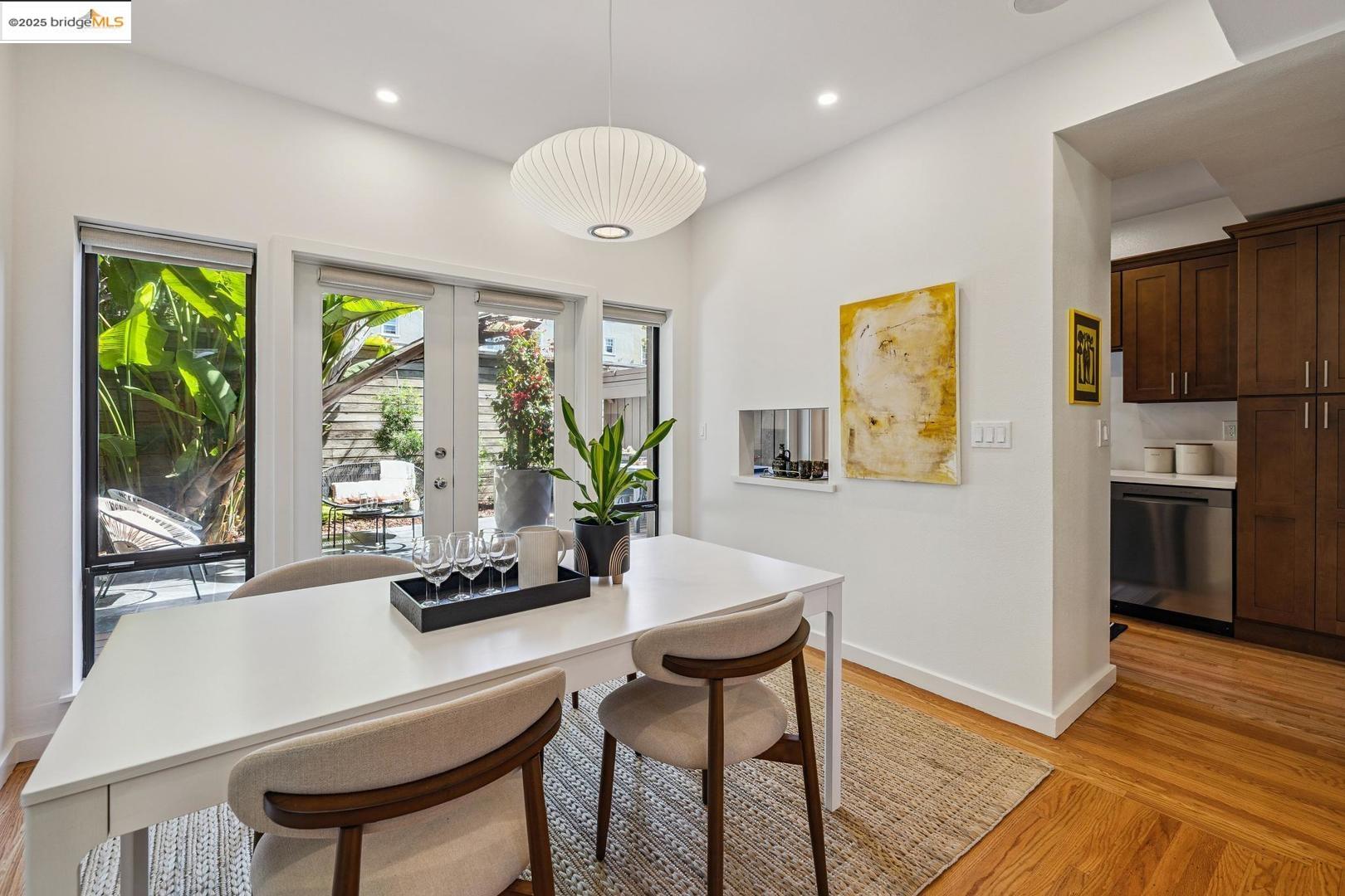 6492 Benvenue AVE # B