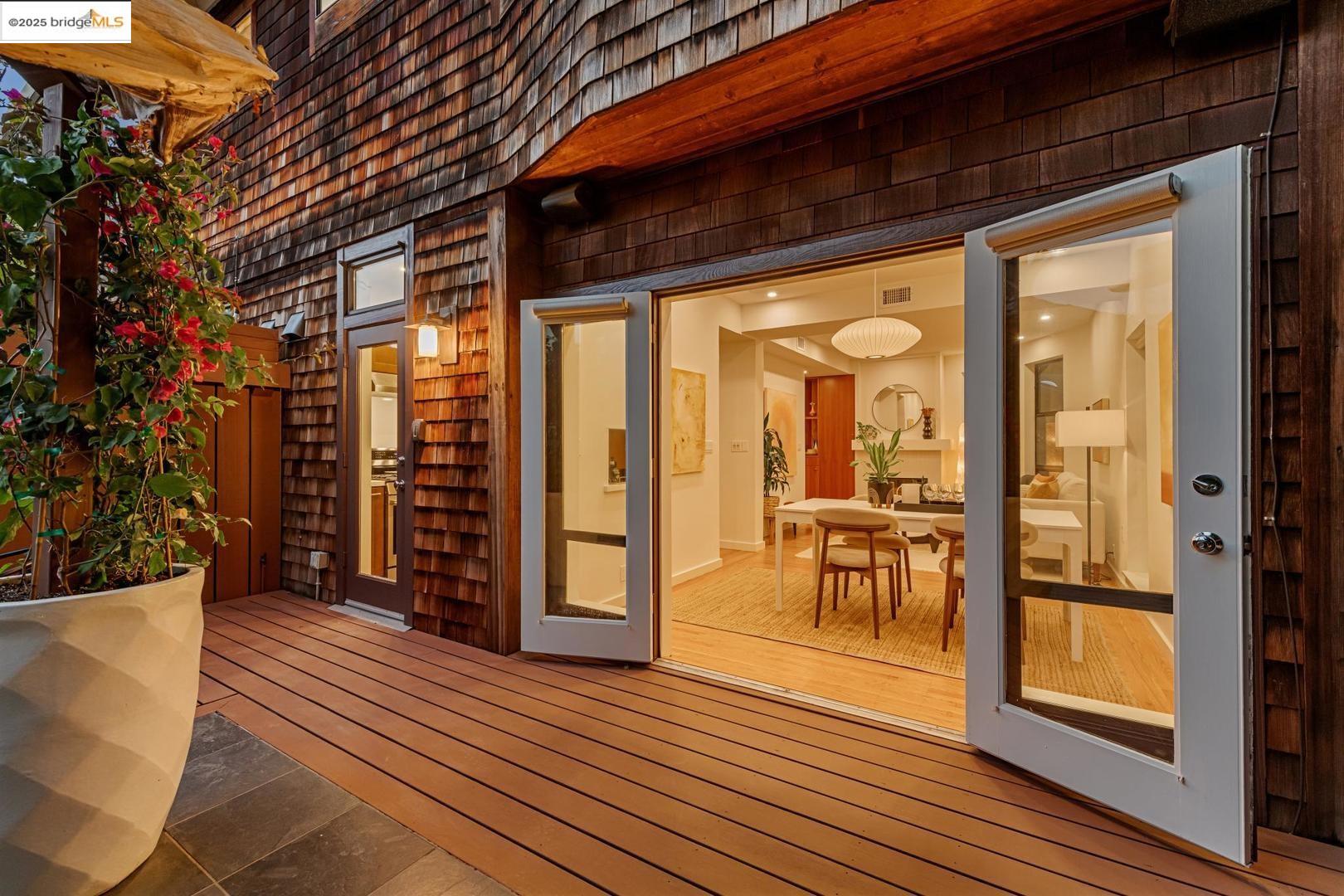 6492 Benvenue AVE # B