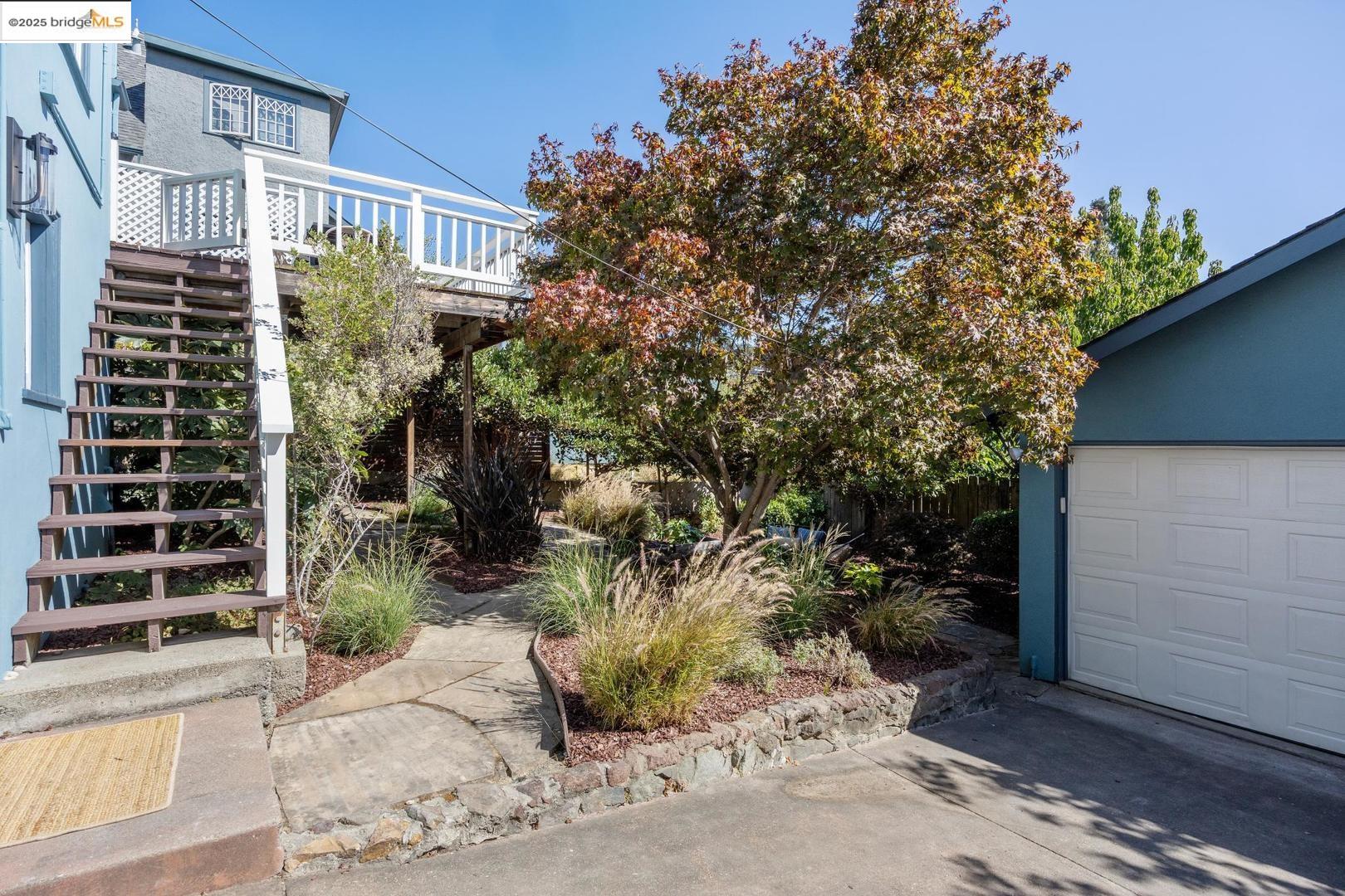 711 Arimo AVE