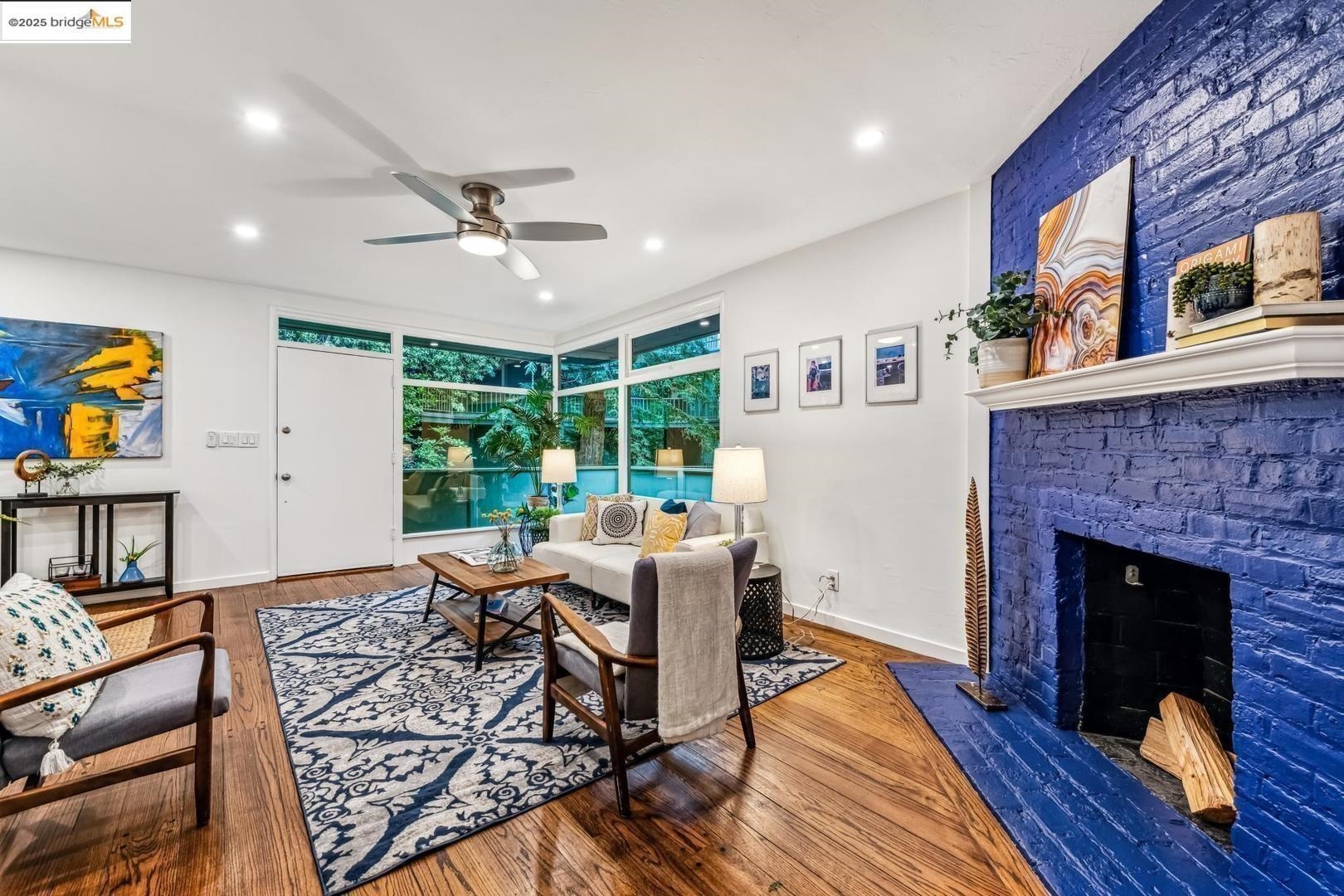 2704 Le Conte AVE # 4