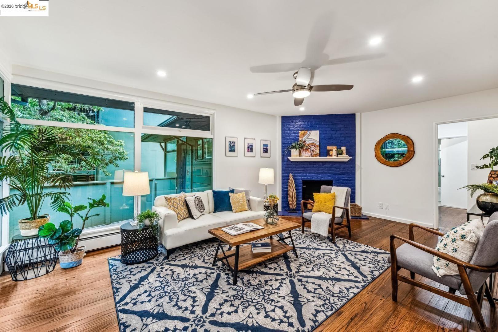 2704 Le Conte AVE # 4