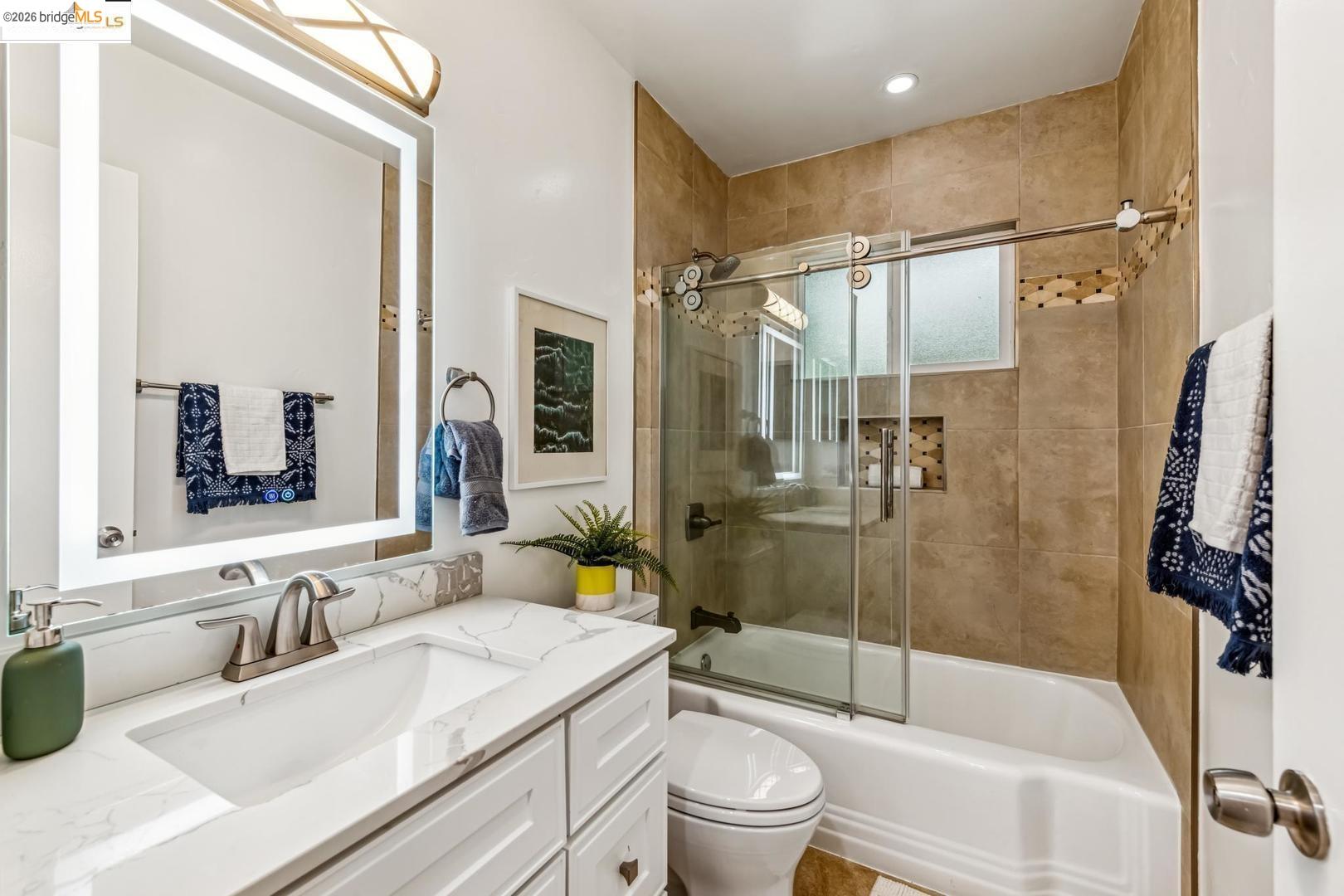 2704 Le Conte AVE # 4