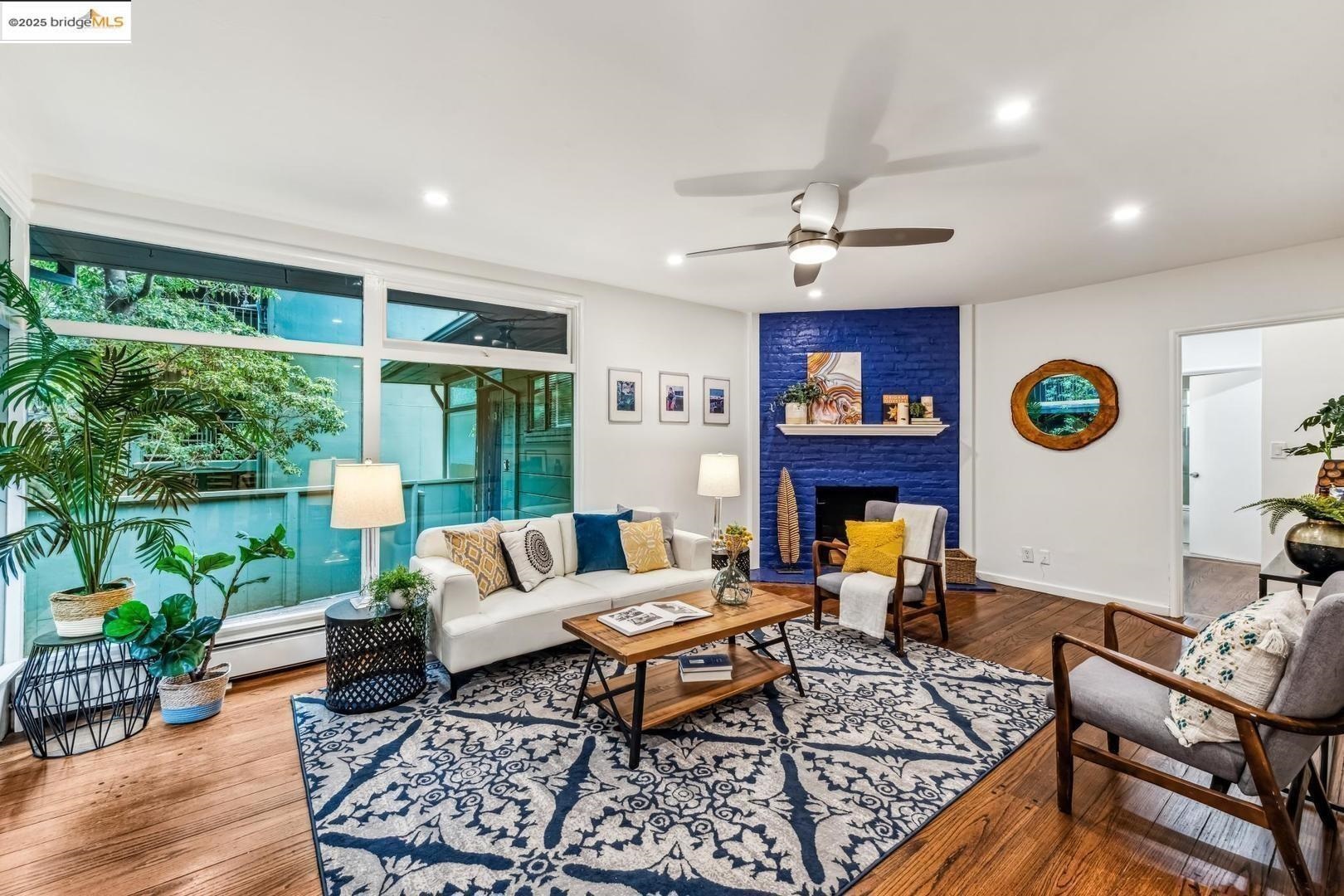 2704 Le Conte AVE # 4