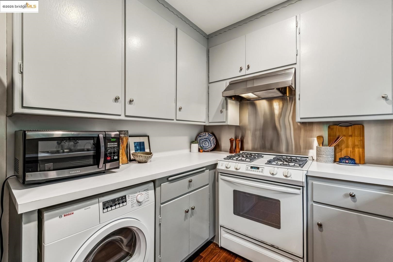 2704 Le Conte AVE # 4