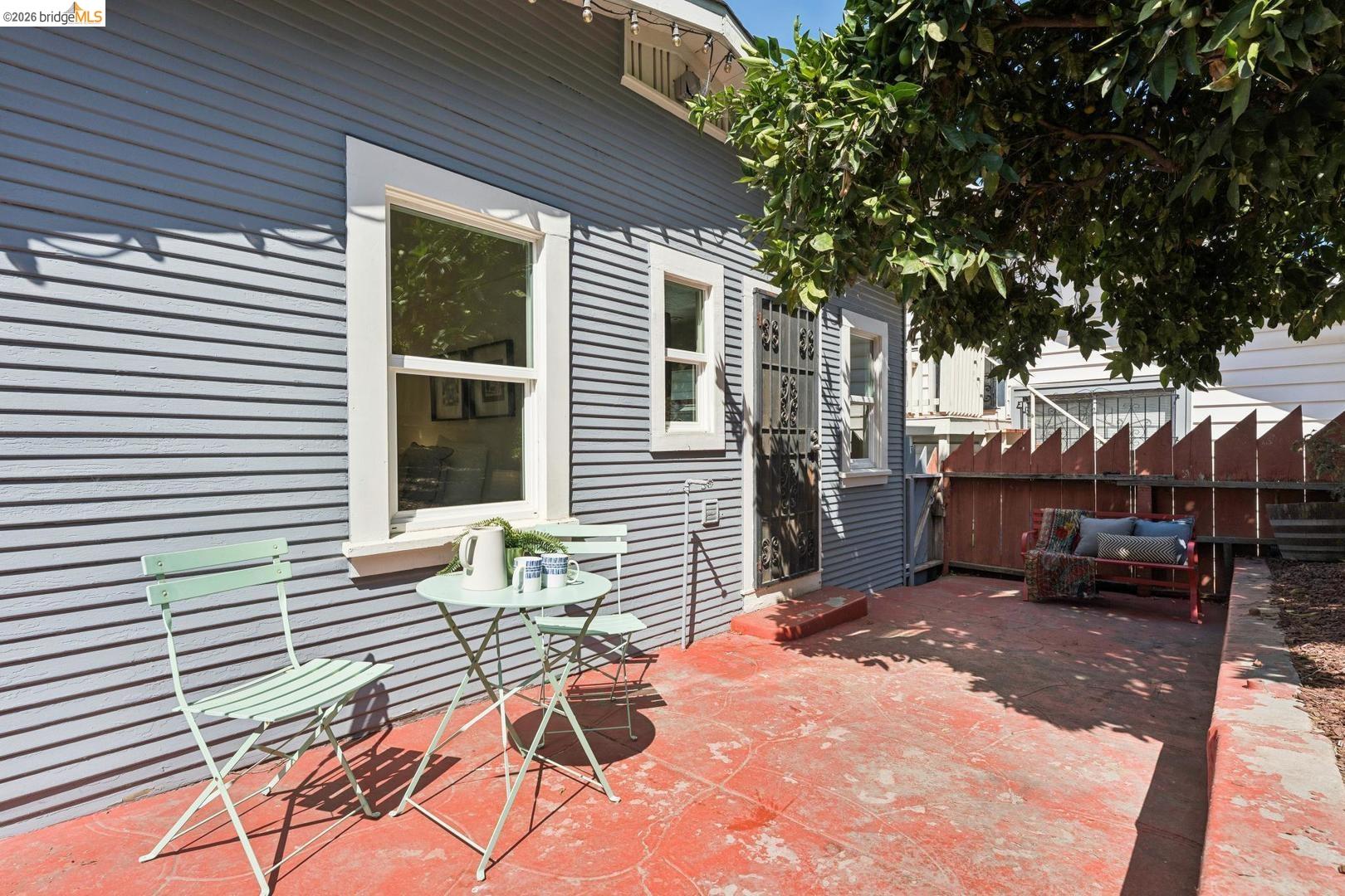 2304 14th AVE