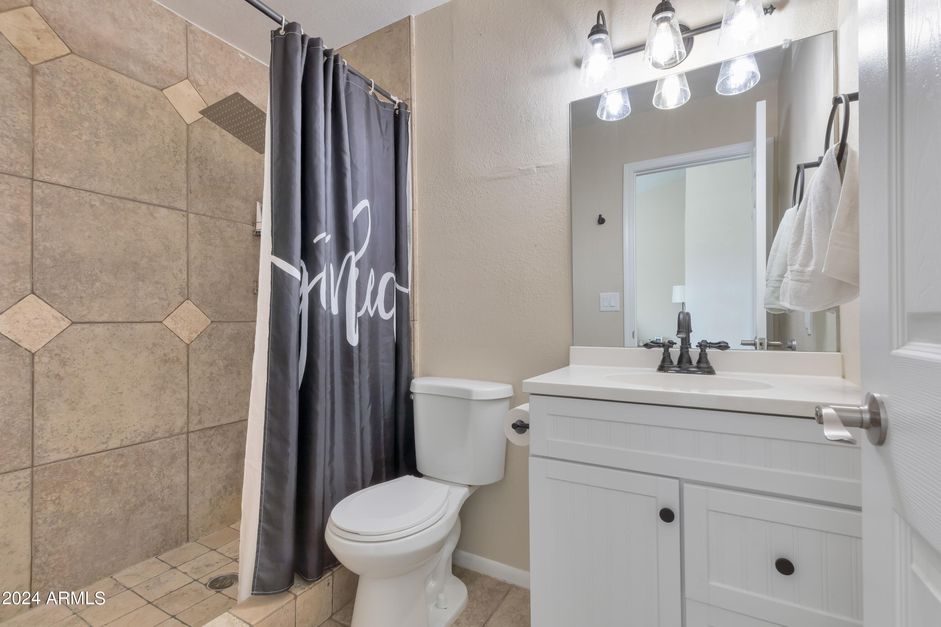 7423 W COOLIDGE Street