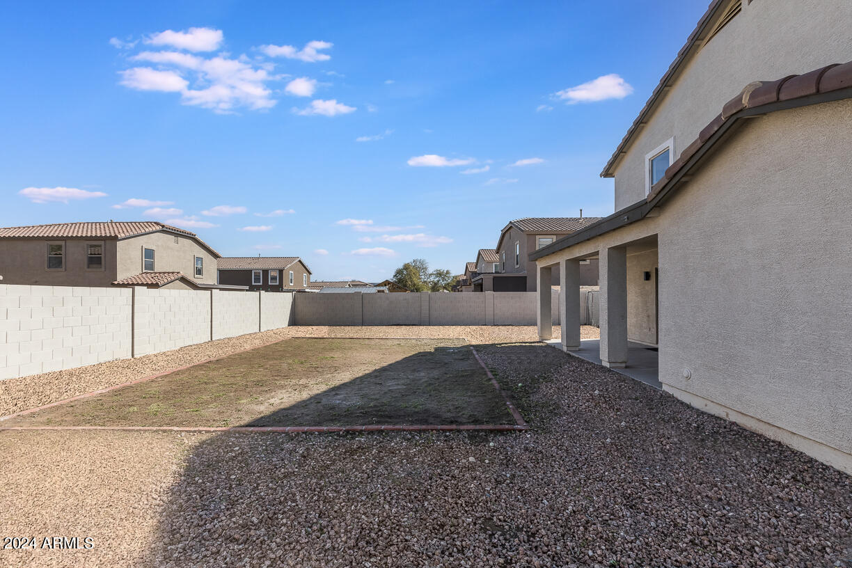 4160 E WHITEHALL Drive