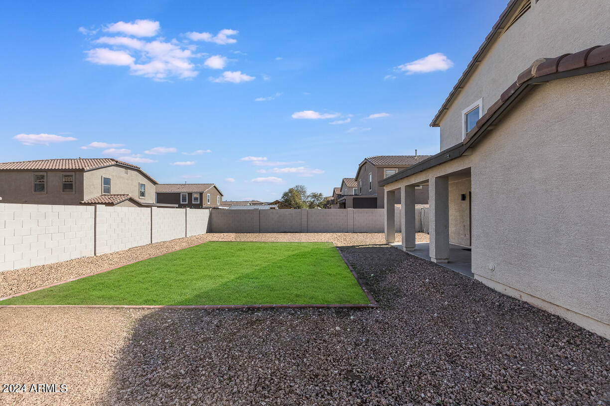 4160 E WHITEHALL Drive