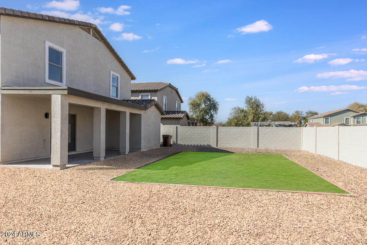 4160 E WHITEHALL Drive