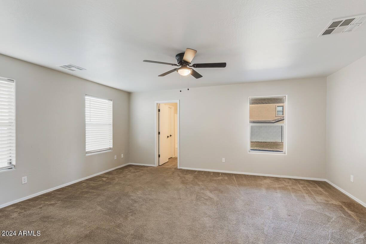 4160 E WHITEHALL Drive